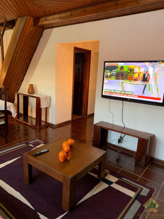 Imagem Casa com 4 Quartos à Venda, 200 m² em Vila Abernéssia - Campos Do Jordão