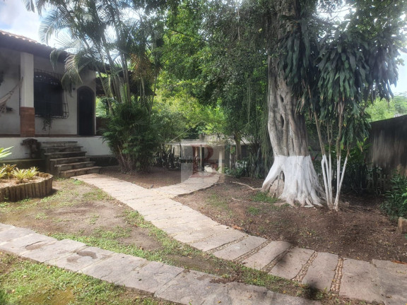 Imagem Casa com 3 Quartos à Venda, 300 m² em Maria Paula - São Gonçalo