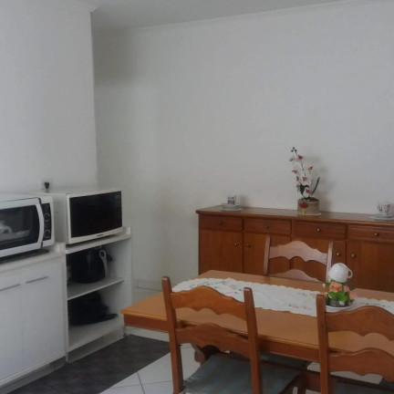 Imagem Sobrado com 4 Quartos à Venda, 265 m²
