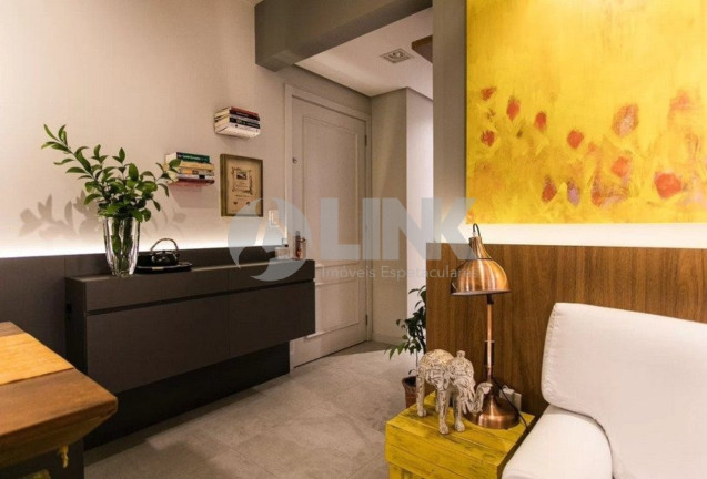 Imagem Apartamento com 2 Quartos à Venda, 75 m² em Petrópolis - Porto Alegre Imagem Apartamento com 2 Quartos à Venda, 75 m² em Petrópolis - Porto Alegre