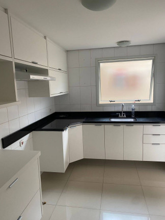 Casa com 3 Quartos à Venda,  em Alphaville - Santana De Parnaíba