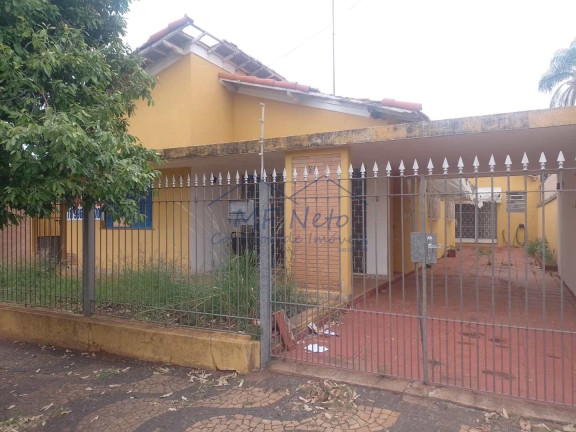Imagem Casa com 3 Quartos à Venda, 740 m² em Jardim São Fernando - Pirassununga Imagem Casa com 3 Quartos à Venda, 740 m² em Jardim São Fernando - Pirassununga