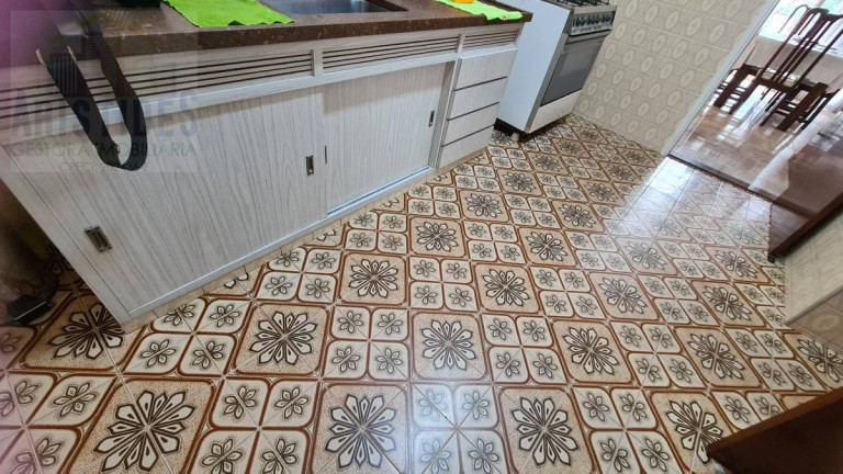 Imagem Casa com 4 Quartos à Venda, 302 m² em Centro - Jundiaí Imagem Casa com 4 Quartos à Venda, 302 m² em Centro - Jundiaí