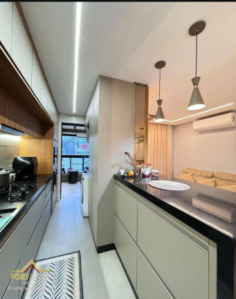 Imagem Imóvel com 3 Quartos à Venda, 120 m² em Canto Do Forte - Praia Grande Imagem Imóvel com 3 Quartos à Venda, 120 m² em Canto Do Forte - Praia Grande