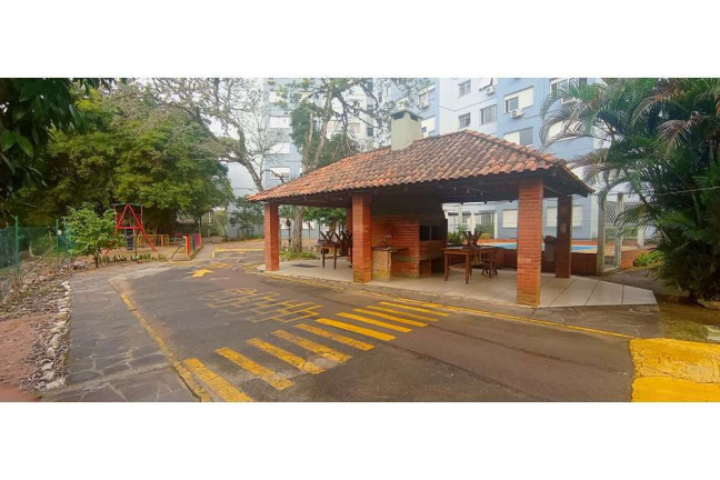 Imóvel com 2 Quartos à Venda,  em Cavalhada - Porto Alegre