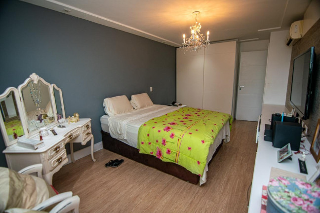 Imagem Casa com 4 Quartos à Venda, 400 m² em Barra Da Tijuca - Rio De Janeiro Imagem Casa com 4 Quartos à Venda, 400 m² em Barra Da Tijuca - Rio De Janeiro