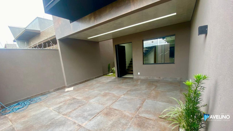 Imagem Sobrado com 3 Quartos à Venda, 101 m² em Mata Do Jacinto - Campo Grande Imagem Sobrado com 3 Quartos à Venda, 101 m² em Mata Do Jacinto - Campo Grande