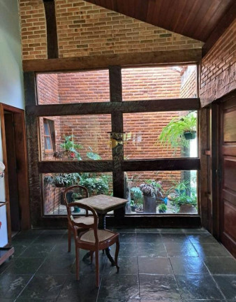 Imagem Casa com 4 Quartos à Venda, 300 m² em Albuquerque - Teresópolis Imagem Casa com 4 Quartos à Venda, 300 m² em Albuquerque - Teresópolis