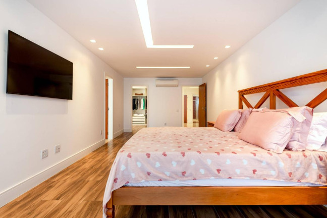 Imagem Casa de Condomínio com 4 Quartos para Alugar, 630 m² em Barra Da Tijuca - Rio De Janeiro Imagem Casa de Condomínio com 4 Quartos para Alugar, 630 m² em Barra Da Tijuca - Rio De Janeiro