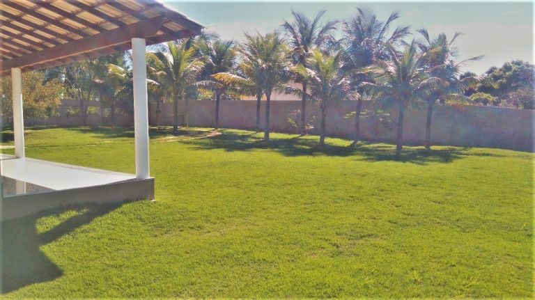 Imagem Imóvel com 3 Quartos à Venda, 2.000 m²