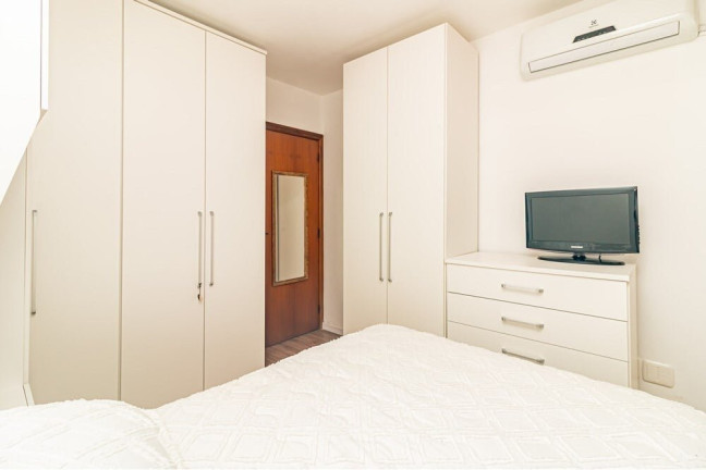 Imagem Apartamento com 2 Quartos à Venda, 77 m² em Petrópolis - Porto Alegre