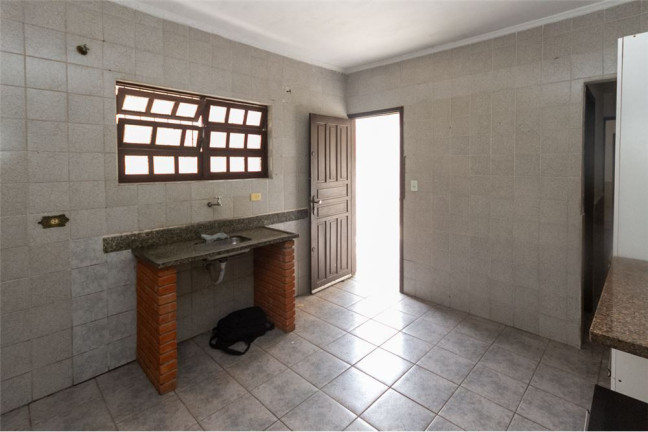 Imagem Casa com 2 Quartos à Venda, em Maracanã - Praia Grande Imagem Casa com 2 Quartos à Venda, em Maracanã - Praia Grande