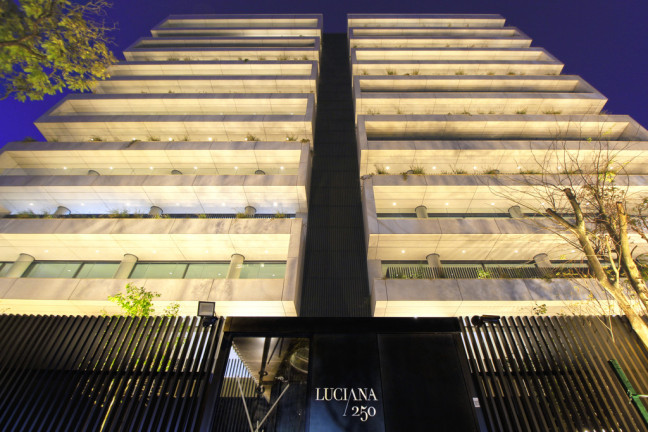 Imagem Apartamento com 3 Quartos à Venda, 387 m² em Moinhos De Vento - Porto Alegre Imagem Apartamento com 3 Quartos à Venda, 387 m² em Moinhos De Vento - Porto Alegre