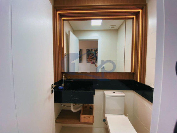 Imagem Apartamento com 3 Quartos à Venda, 130 m² em Centro - Torres Imagem Apartamento com 3 Quartos à Venda, 130 m² em Centro - Torres