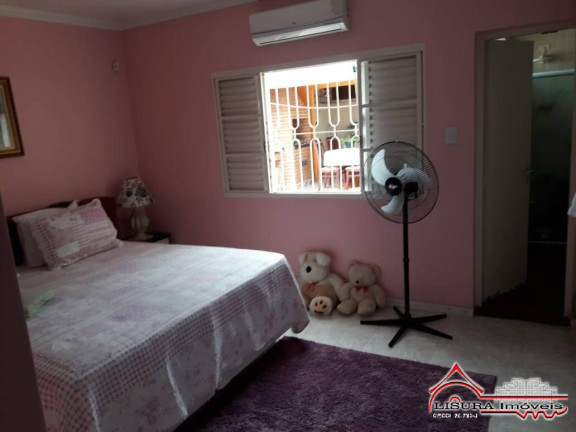Imagem Casa com 2 Quartos à Venda, 200 m² em Centro - Jacareí Imagem Casa com 2 Quartos à Venda, 200 m² em Centro - Jacareí