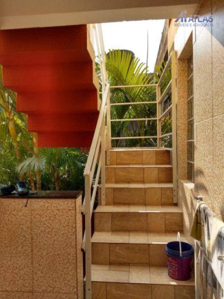 Imagem Casa com 3 Quartos à Venda, 200 m² em Vila Carmela I - Guarulhos Imagem Casa com 3 Quartos à Venda, 200 m² em Vila Carmela I - Guarulhos
