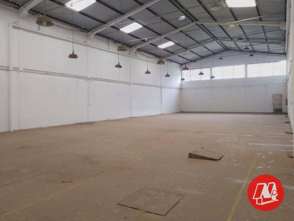 Imagem Galpão para Alugar, 746 m² em São João - Porto Alegre