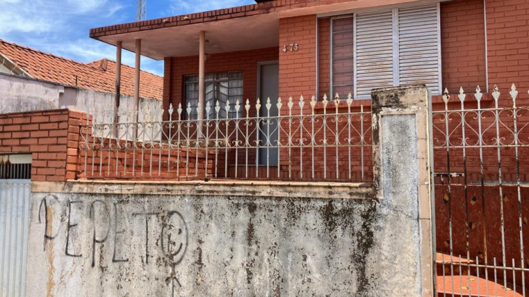 Imagem Casa com 2 Quartos à Venda, 400 m² em Vila Camargo - Bauru Imagem Casa com 2 Quartos à Venda, 400 m² em Vila Camargo - Bauru