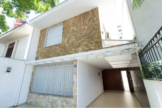 Imagem Casa com 3 Quartos à Venda, em Moema - São Paulo Imagem Casa com 3 Quartos à Venda, em Moema - São Paulo