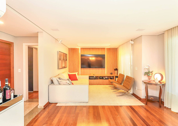 Imagem Apartamento com 3 Quartos à Venda, 226 m² em Vila Nova Conceição - São Paulo