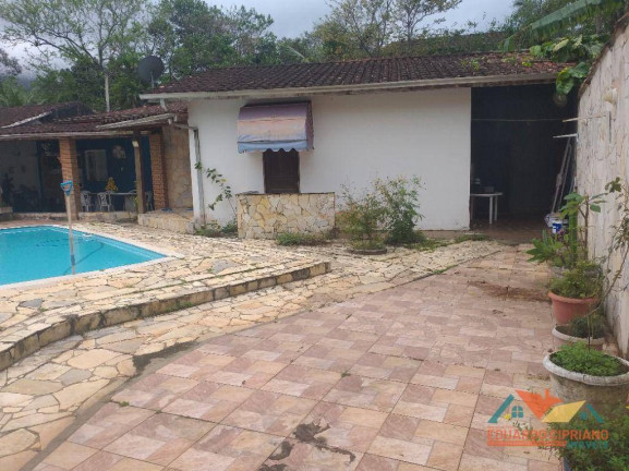 Imagem Casa com 3 Quartos à Venda, 230 m² em Massaguaçu - Caraguatatuba