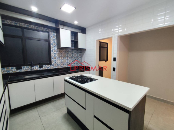 Imagem Cobertura com 3 Quartos à Venda, 191 m² em Pompeia - Santos