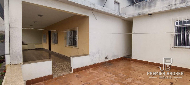 Imagem Casa com 4 Quartos à Venda, 134 m² em São Pedro - Teresópolis Imagem Casa com 4 Quartos à Venda, 134 m² em São Pedro - Teresópolis
