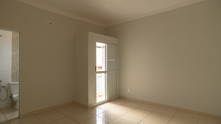 Imagem Sobrado com 4 Quartos à Venda, 288 m² em Planalto Verde - Ribeirão Preto Imagem Sobrado com 4 Quartos à Venda, 288 m² em Planalto Verde - Ribeirão Preto