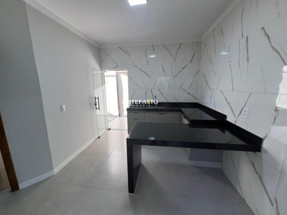 Imagem Casa com 3 Quartos à Venda, 200 m² Imagem Casa com 3 Quartos à Venda, 200 m²