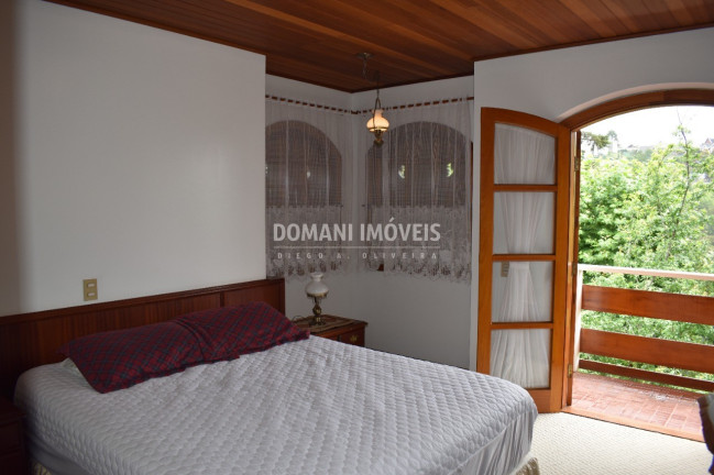 Imagem Casa com 4 Quartos à Venda, 392 m² em Região Do Alto Da Vila Inglesa - Campos Do Jordão Imagem Casa com 4 Quartos à Venda, 392 m² em Região Do Alto Da Vila Inglesa - Campos Do Jordão
