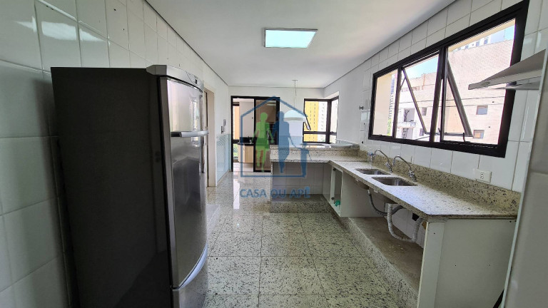 Imagem Apartamento com 3 Quartos à Venda, 226 m² em Vila Suzana - São Paulo Imagem Apartamento com 3 Quartos à Venda, 226 m² em Vila Suzana - São Paulo