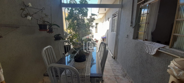 Imagem Casa com 2 Quartos à Venda, 360 m² em Santa Rosália - Poços De Caldas Imagem Casa com 2 Quartos à Venda, 360 m² em Santa Rosália - Poços De Caldas