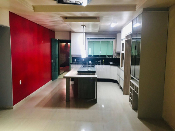 Casa com 3 Quartos à Venda, 240 m² em Santa Regina - Itajaí
