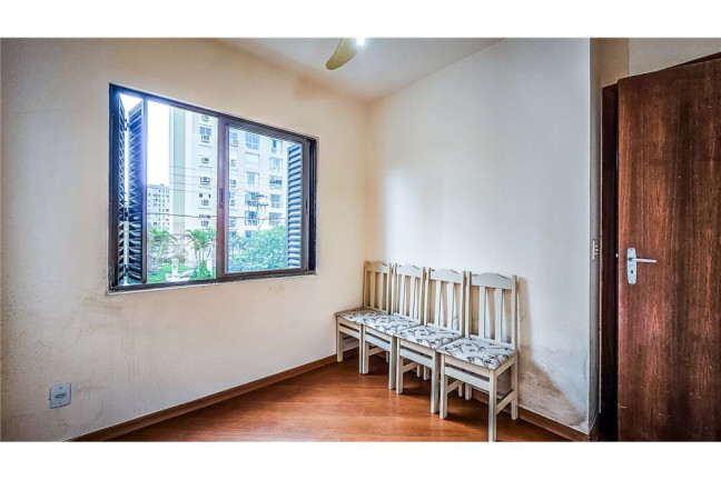 Imagem Imóvel com 2 Quartos à Venda, em Sarandi - Porto Alegre Imagem Imóvel com 2 Quartos à Venda, em Sarandi - Porto Alegre