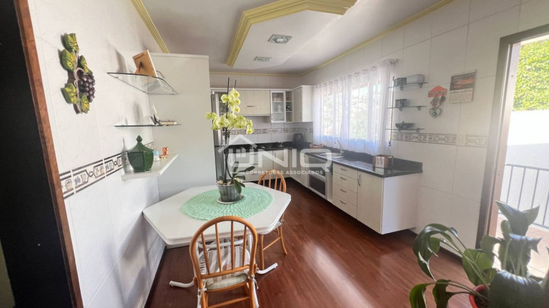 Imagem Casa com 4 Quartos à Venda, 240 m² em Vila Isabel - Pato Branco Imagem Casa com 4 Quartos à Venda, 240 m² em Vila Isabel - Pato Branco