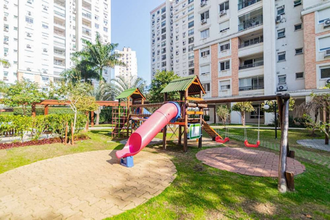 Imagem Apartamento com 2 Quartos à Venda, 69 m² em Passo Da Areia - Porto Alegre