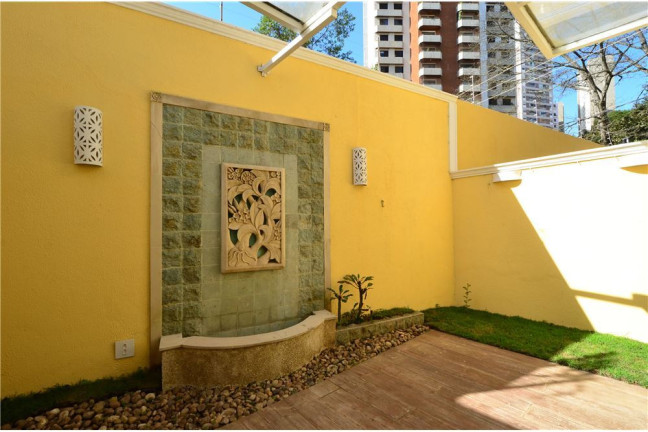 Imagem Casa com 3 Quartos à Venda, em Morumbi - São Paulo Imagem Casa com 3 Quartos à Venda, em Morumbi - São Paulo