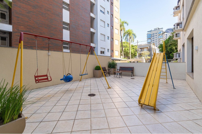 Imagem Apartamento com 3 Quartos à Venda, 110 m² em Petrópolis - Porto Alegre Imagem Apartamento com 3 Quartos à Venda, 110 m² em Petrópolis - Porto Alegre