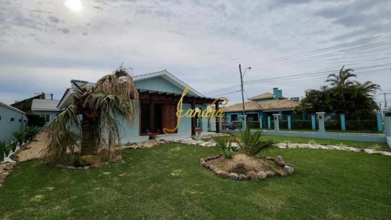 Imagem Casa com 3 Quartos à Venda, 194 m² em Atlantida - Xangri-la Imagem Casa com 3 Quartos à Venda, 194 m² em Atlantida - Xangri-la