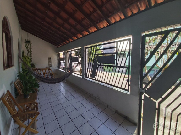 Imagem Casa com 3 Quartos para Alugar ou Temporada, 100 m² em Manoel Plaza - Serra