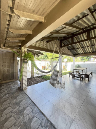 Imagem Casa com 2 Quartos à Venda, 137 m² em Olaria - Canoas Imagem Casa com 2 Quartos à Venda, 137 m² em Olaria - Canoas
