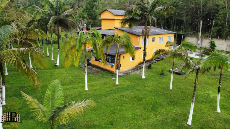 Imagem Imóvel com 4 Quartos à Venda, 490 m² em Bairro Dos Messias - Miracatu Imagem Imóvel com 4 Quartos à Venda, 490 m² em Bairro Dos Messias - Miracatu