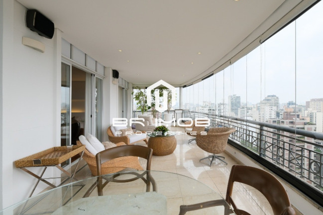 Imagem Imóvel com 4 Quartos à Venda, 649 m² em Vila Nova Conceição - São Paulo