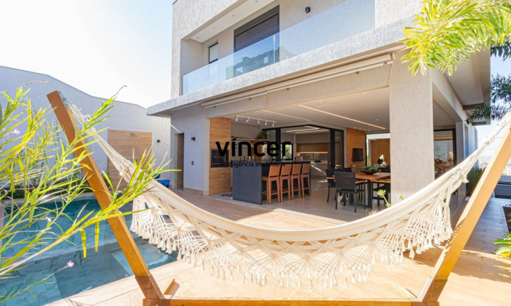 Imagem Casa com 4 Quartos à Venda, 297 m² em Jardins Nápoles - Senador Canedo Imagem Casa com 4 Quartos à Venda, 297 m² em Jardins Nápoles - Senador Canedo