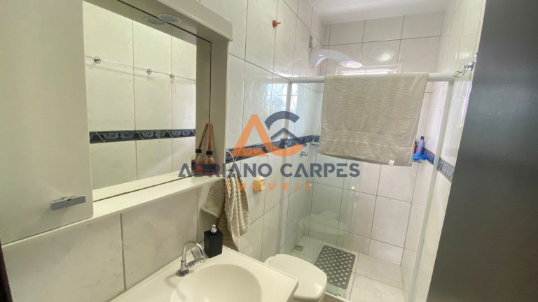 Imagem Sobrado com 5 Quartos para Alugar ou Temporada, 150 m² em Meia Praia - Navegantes Imagem Sobrado com 5 Quartos para Alugar ou Temporada, 150 m² em Meia Praia - Navegantes