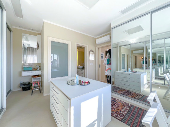 Imagem Cobertura com 4 Quartos à Venda, 626 m² em Moinhos De Vento - Porto Alegre Imagem Cobertura com 4 Quartos à Venda, 626 m² em Moinhos De Vento - Porto Alegre