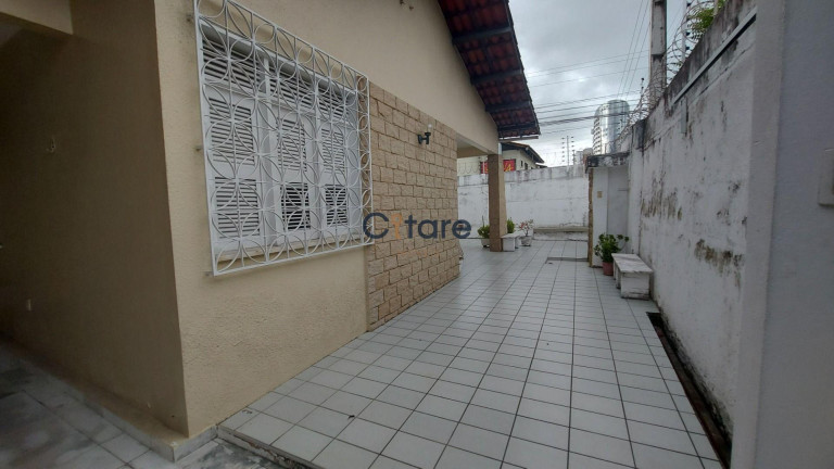Imagem Casa com 4 Quartos à Venda, 280 m² em Parque Manibura - Fortaleza Imagem Casa com 4 Quartos à Venda, 280 m² em Parque Manibura - Fortaleza