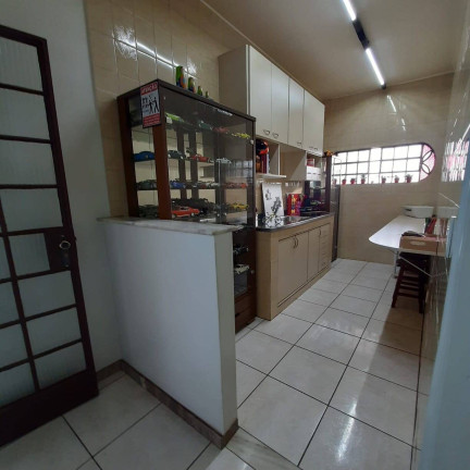 Imagem Casa com 2 Quartos à Venda, 366 m² em Eymard - Belo Horizonte
