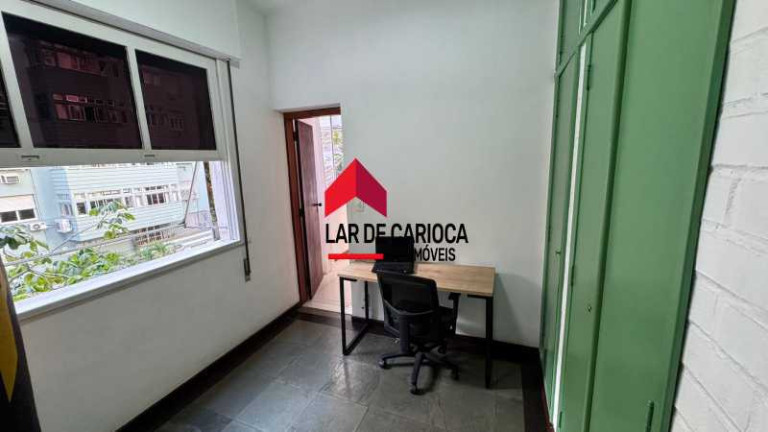Imagem Apartamento com 3 Quartos à Venda, 104 m² em Leme - Rio De Janeiro Imagem Apartamento com 3 Quartos à Venda, 104 m² em Leme - Rio De Janeiro