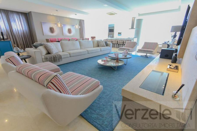 Imagem Apartamento com 4 Quartos à Venda, 330 m² em Centro - Balneário Camboriú Imagem Apartamento com 4 Quartos à Venda, 330 m² em Centro - Balneário Camboriú